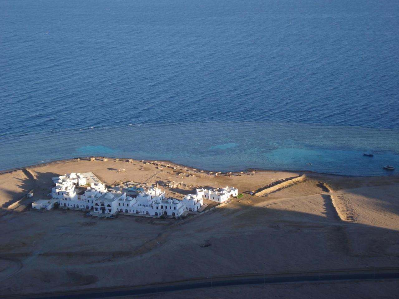 Daniela Diving Resort Dahab Esterno foto